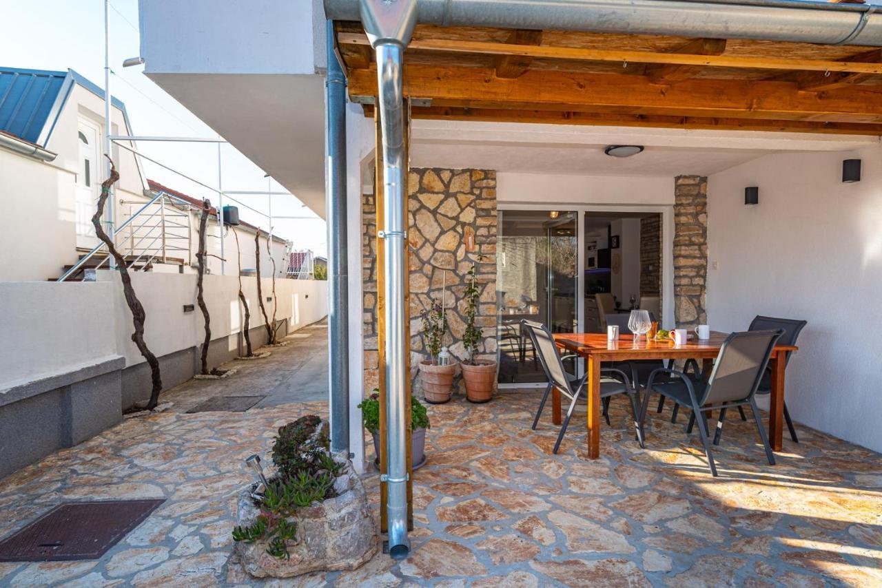 Maia Lena Apartmán *